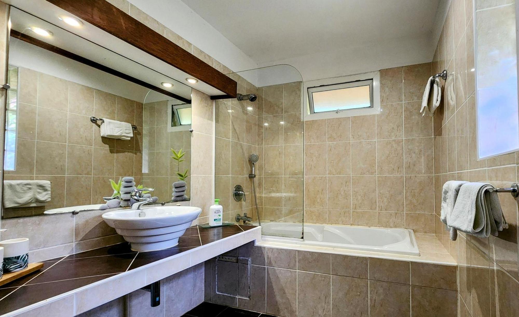 Evasion Bungalow Tropical Spa Sarraméa Esterno foto